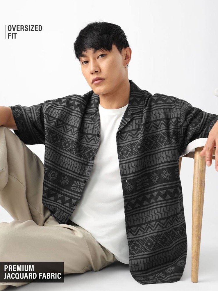 Oversized Shirt: Maasai - View 3